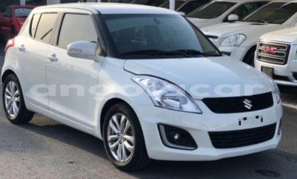 Comprar Usado Suzuki Swift Branco Carro em Lobito em Benguela