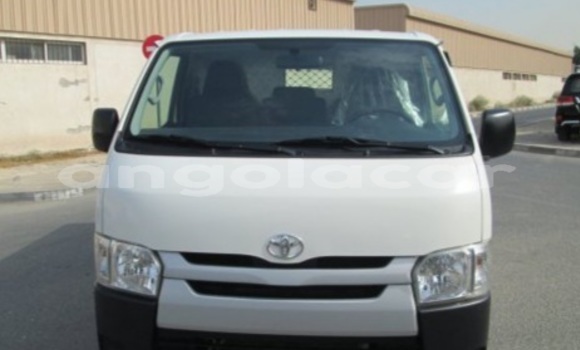 Comprar Usado Toyota Hiace Branco Carro em Lobito em Benguela