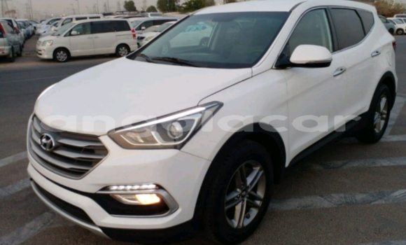 Acheter Occasion Voiture Hyundai Santa Fe Blanc à Luanda, Province de Luanda Acheter Occasion Voiture Hyundai Santa Fe Blanc à Luanda, Province de Luanda