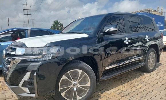 Acheter Occasion Voiture Toyota Land Cruiser Vert à Luanda, Province de Luanda Acheter Occasion Voiture Toyota Land Cruiser Vert à Luanda, Province de Luanda