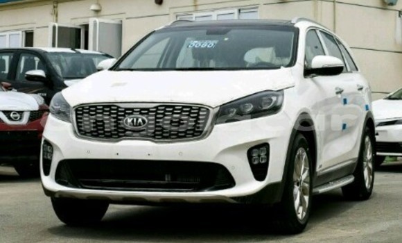 Acheter Occasion Voiture Kia Sorento Blanc à Luanda, Province de Luanda Acheter Occasion Voiture Kia Sorento Blanc à Luanda, Province de Luanda
