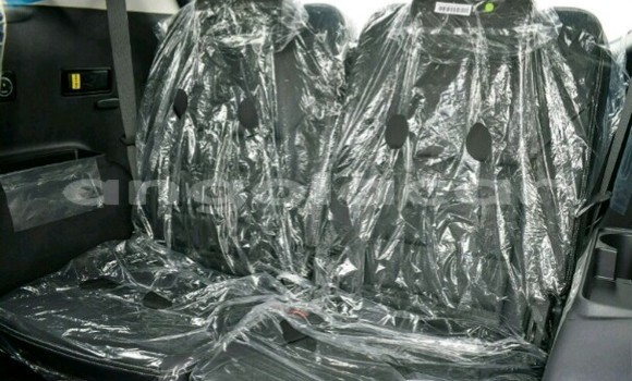 Comprar Usado Kia Sorento Branco Carro em Luanda em Luanda Province Comprar Usado Kia Sorento Branco Carro em Luanda em Luanda Province