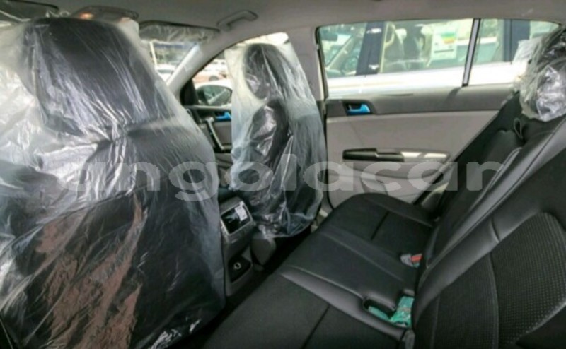 Big with watermark kia sportage luanda province luanda 17158