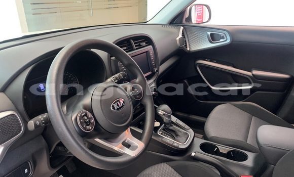 Acheter Occasion Voiture Kia Soul Blanc à Luanda, Province de Luanda Acheter Occasion Voiture Kia Soul Blanc à Luanda, Province de Luanda