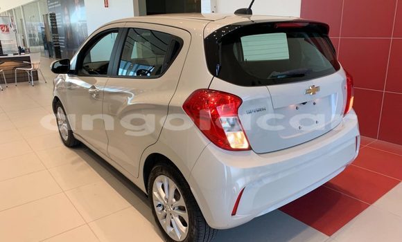 Buy Used Chevrolet spark White Car in Luanda in Luanda Province Buy Used Chevrolet spark White Car in Luanda in Luanda Province