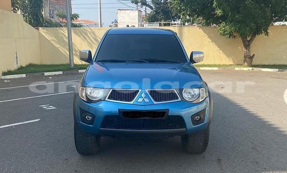 Acheter Occasion Voiture Mitsubishi L200 Bleu à Luanda, Province de Luanda Acheter Occasion Voiture Mitsubishi L200 Bleu à Luanda, Province de Luanda