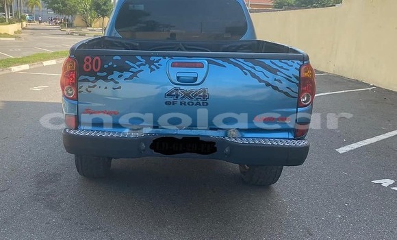 Buy Used Mitsubishi L200 Blue Car in Luanda in Luanda Province Buy Used Mitsubishi L200 Blue Car in Luanda in Luanda Province