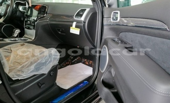 Acheter Neuf Voiture Jeep Grand Cherokee Noir à Luanda, Province de Luanda Acheter Neuf Voiture Jeep Grand Cherokee Noir à Luanda, Province de Luanda