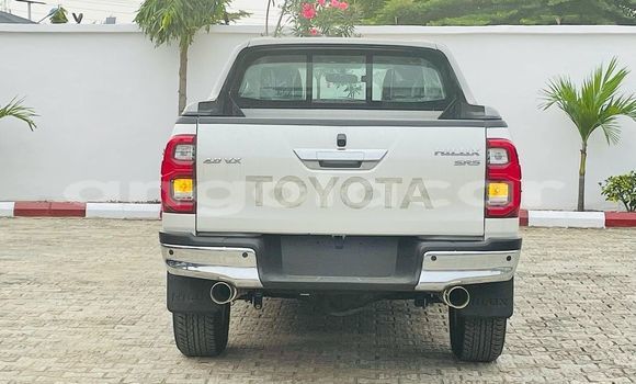 Comprar Usado Toyota Hilux Branco Carro em Luanda em Luanda Province Comprar Usado Toyota Hilux Branco Carro em Luanda em Luanda Province