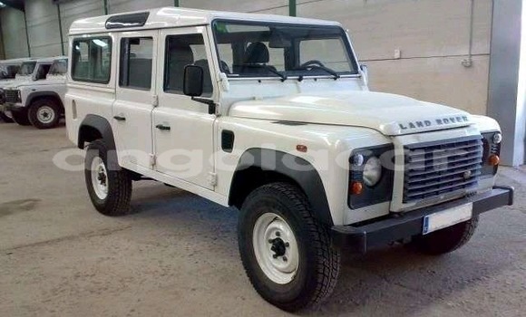 Comprar Usado Land Rover Defender Branco Carro em Luanda em Luanda Province Comprar Usado Land Rover Defender Branco Carro em Luanda em Luanda Province