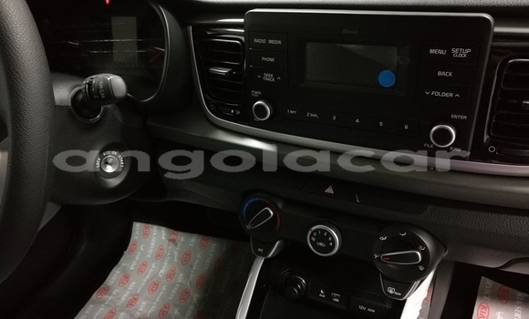 Comprar Novo Kia rio Vermelho Carro em Luanda em Luanda Province Comprar Novo Kia rio Vermelho Carro em Luanda em Luanda Province