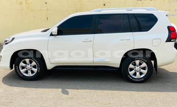 Buy Used Toyota Prado White Car in Luanda in Luanda Province Buy Used Toyota Prado White Car in Luanda in Luanda Province