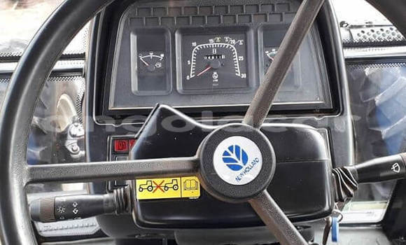 Buy New Caterpillar 120 Blue Truck in Luanda in Luanda Province Buy New Caterpillar 120 Blue Truck in Luanda in Luanda Province