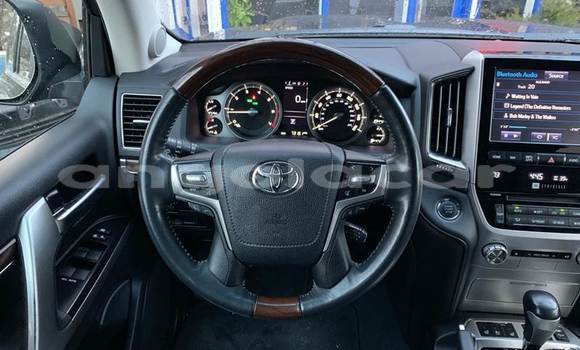 Comprar Usado Toyota Land Cruiser Branco Carro em Luanda em Luanda Province Comprar Usado Toyota Land Cruiser Branco Carro em Luanda em Luanda Province