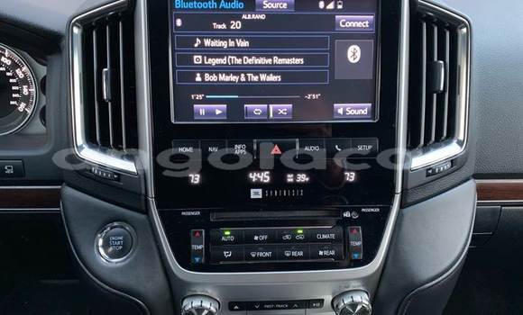 Comprar Usado Toyota Land Cruiser Branco Carro em Luanda em Luanda Province Comprar Usado Toyota Land Cruiser Branco Carro em Luanda em Luanda Province