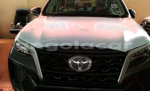 Comprar Usado Toyota Fortuner Outro Carro em N’dalatando em Cuanza Norte Province