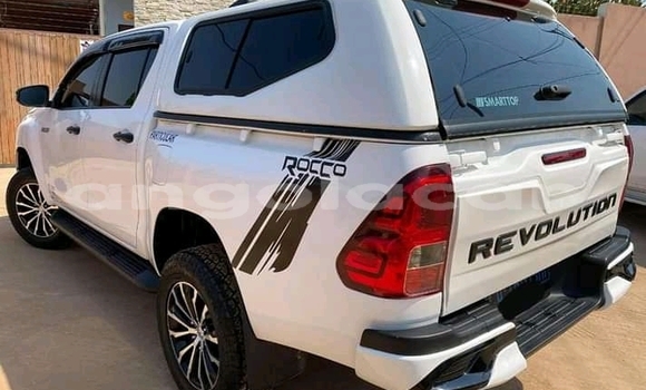 Acheter Occasion Voiture Toyota Hilux Blanc à Luena, Moxico Acheter Occasion Voiture Toyota Hilux Blanc à Luena, Moxico