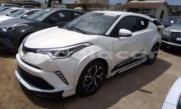 Buy Used Toyota C-HR Other Car in N'dalatando in Cuanza Norte Province Buy Used Toyota C-HR Other Car in N'dalatando in Cuanza Norte Province