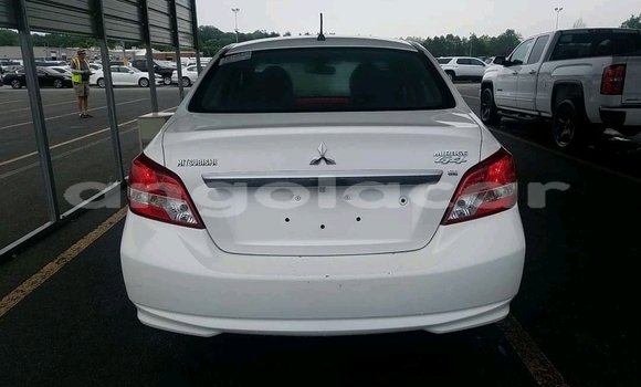 Comprar Usado Mitsubishi Mirage Branco Carro em N’dalatando em Cuanza Norte Province Comprar Usado Mitsubishi Mirage Branco Carro em N’dalatando em Cuanza Norte Province