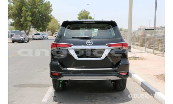 Acheter Import Voiture Toyota Fortuner Noir à Import - Dubai, Province de Bengo Acheter Import Voiture Toyota Fortuner Noir à Import - Dubai, Province de Bengo