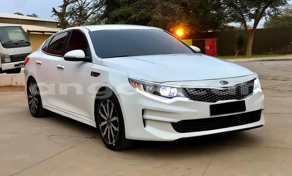 Acheter Occasion Voiture Kia Optima Blanc à Luanda, Province de Luanda Acheter Occasion Voiture Kia Optima Blanc à Luanda, Province de Luanda