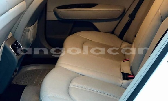 Buy Used Kia Optima White Car in Luanda in Luanda Province Buy Used Kia Optima White Car in Luanda in Luanda Province