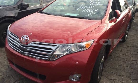 Comprar Usado Toyota Avanza Vermelho Carro em Luanda em Luanda Province