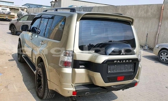 Comprar Usado Mitsubishi Pajero Outro Carro em Luanda em Luanda Province Comprar Usado Mitsubishi Pajero Outro Carro em Luanda em Luanda Province