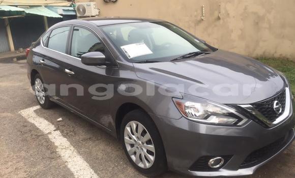 Comprar Usado Nissan Sentra Preto Carro em Luena em Moxico