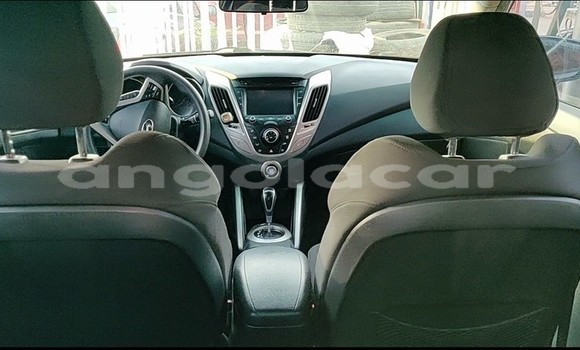 Buy Used Hyundai Veloster Silver Car in Benguela in Benguela Buy Used Hyundai Veloster Silver Car in Benguela in Benguela