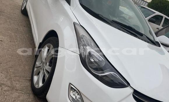 Buy Used Hyundai Elantra White Car in Benguela in Benguela