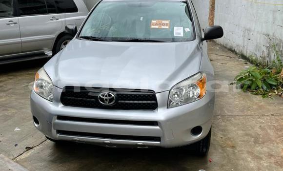 Comprar Usado Toyota RAV4 Prata Carro em Benguela em Benguela
