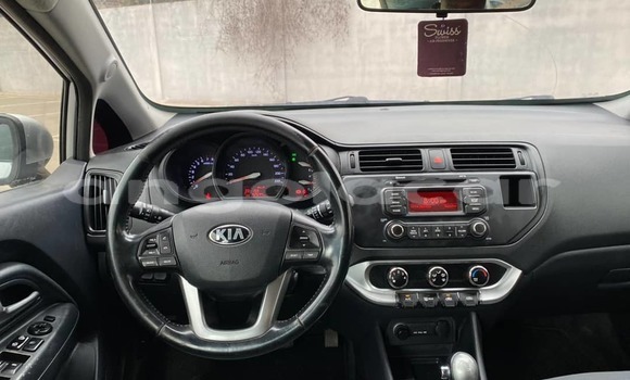 Buy Used Kia rio Silver Car in Luanda in Luanda Province Buy Used Kia rio Silver Car in Luanda in Luanda Province