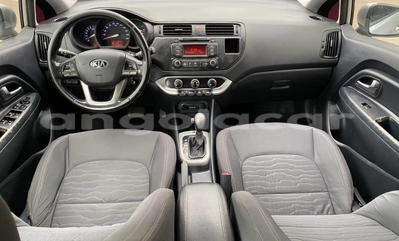 Buy Used Kia rio Silver Car in Luanda in Luanda Province Buy Used Kia rio Silver Car in Luanda in Luanda Province