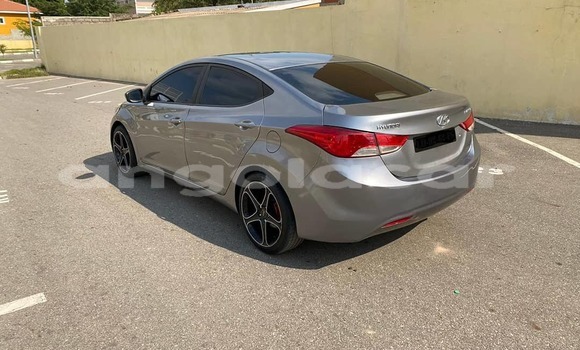 Buy Used Hyundai Elantra Silver Car in Luanda in Luanda Province Buy Used Hyundai Elantra Silver Car in Luanda in Luanda Province