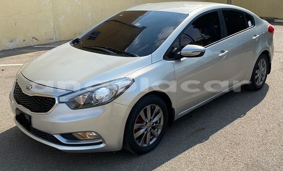 Buy Used Kia Cerato Silver Car in Luanda in Luanda Province Buy Used Kia Cerato Silver Car in Luanda in Luanda Province