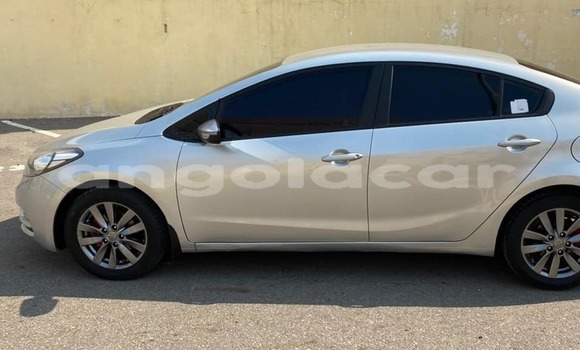 Buy Used Kia Cerato Silver Car in Luanda in Luanda Province Buy Used Kia Cerato Silver Car in Luanda in Luanda Province