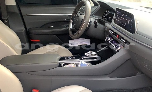 Buy Used Hyundai Sonata Black Car in Luanda in Luanda Province Buy Used Hyundai Sonata Black Car in Luanda in Luanda Province