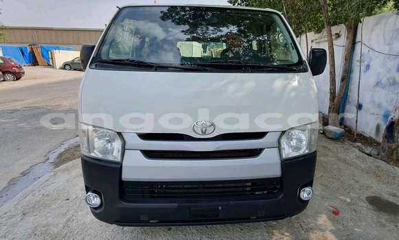 Comprar Usado Toyota Hiace Outro Carro em Luanda em Luanda Province