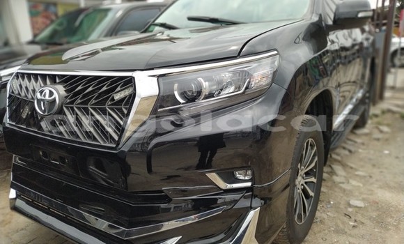 Acheter Occasion Voiture Toyota Prado Noir à Luena, Moxico