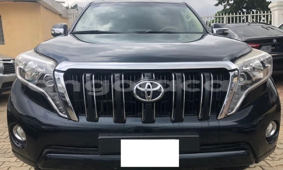 Comprar Usado Toyota Land Cruiser Prado Preto Carro em Luena em Moxico