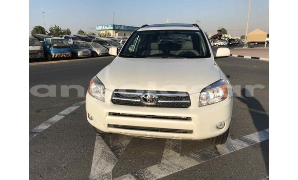 Comprar Importar Toyota 4Runner Branco Carro em Import - Dubai em Bengo Province Comprar Importar Toyota 4Runner Branco Carro em Import - Dubai em Bengo Province