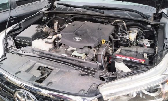 Acheter Occasion Voiture Toyota Hilux Noir à Luena, Moxico Acheter Occasion Voiture Toyota Hilux Noir à Luena, Moxico