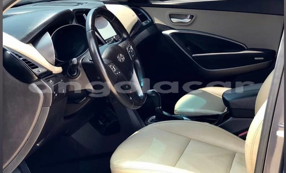 Buy Used Hyundai Santa Fe Black Car in Luanda in Luanda Province Buy Used Hyundai Santa Fe Black Car in Luanda in Luanda Province