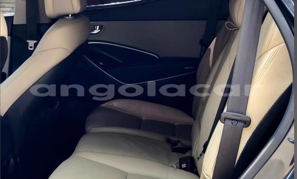 Buy Used Hyundai Santa Fe Black Car in Luanda in Luanda Province Buy Used Hyundai Santa Fe Black Car in Luanda in Luanda Province