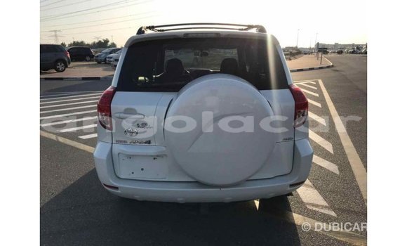 Comprar Importar Toyota 4Runner Branco Carro em Import - Dubai em Bengo Province Comprar Importar Toyota 4Runner Branco Carro em Import - Dubai em Bengo Province