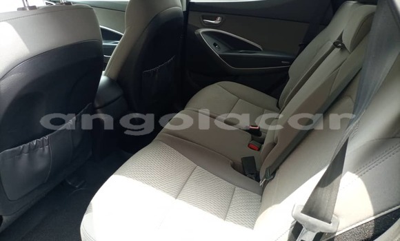Comprar Usado Hyundai Santa Fe Outro Carro em N'zeto em Zaire Comprar Usado Hyundai Santa Fe Outro Carro em N'zeto em Zaire
