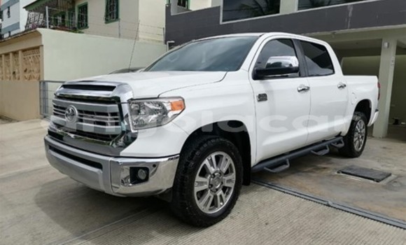 Comprar Usado Toyota Tundra Branco Carro em Luanda em Luanda Province Comprar Usado Toyota Tundra Branco Carro em Luanda em Luanda Province