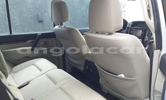Acheter Occasion Voiture Mitsubishi Pajero Blanc à Luanda, Province de Luanda Acheter Occasion Voiture Mitsubishi Pajero Blanc à Luanda, Province de Luanda
