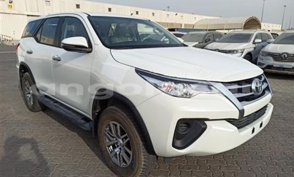 Comprar Usado Toyota Fortuner Branco Carro em Namibe em Namibe Province Comprar Usado Toyota Fortuner Branco Carro em Namibe em Namibe Province